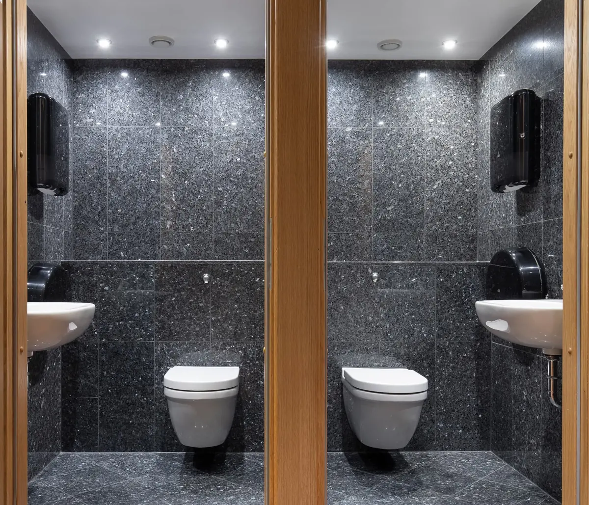 Lockable private toilet rooms at Mini-Hotel Göteborg